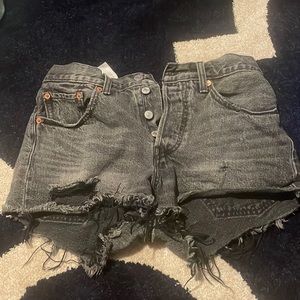 501 Levi shorts